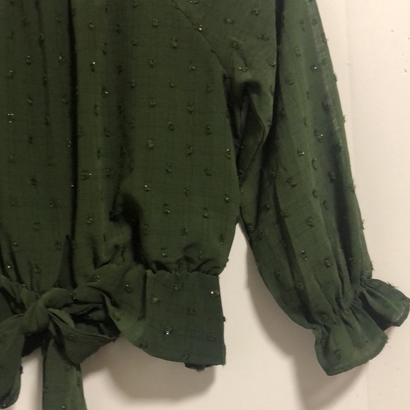 Crop top with puff sleeves - Picture 3 of 6